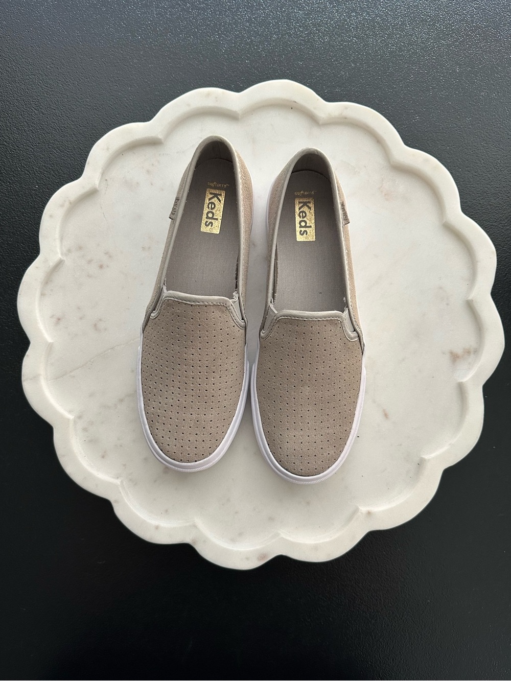 Women’s Taupe Keds Slip-On Sneakers Size 7